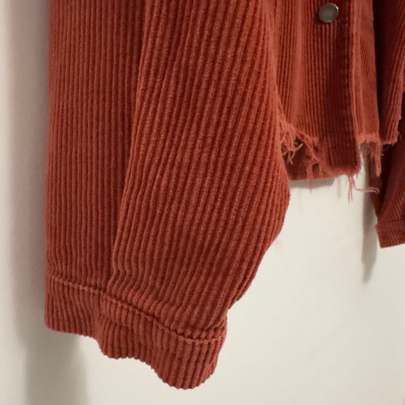 POL Rust Corduroy TRUCKER JACKET Bohemian DISTRESSED Frayed Hem Women's M - Picture 3 of 10